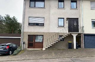 Haus kaufen in 66352 Großrosseln, Großrosseln - 250 qm Wfl. und viel Platz ums Haus herum für die große Familie