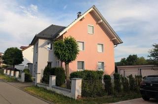 Wohnung kaufen in 73463 Westhausen, Westhausen - 3 Partien Haus mit freier EG Wohnung und sonniger Randlage