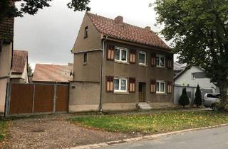 Haus kaufen in 99610 Sömmerda, Sömmerda - Freistehendes Haus mit Garage und Hof