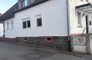 Haus kaufen in 63619 Bad Orb, Bad Orb - Ein-Zweifamilienhaus mit Potential, Nebengebäude, schöner Garten