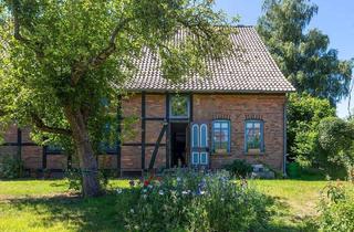 Haus kaufen in 31558 Hagenburg, Hagenburg - RUDNICK bietet Geschichte - historisches Juwel sucht neue Herzen - Wohnen mit Seele und Stil
