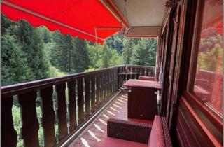 Wohnung kaufen in 77887 Sasbachwalden, Gemütliches, möbliertes Ferien-/Apartment mit Balkon im Gaishöllpark
