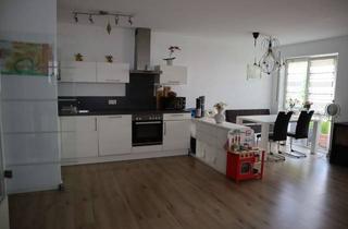 Wohnung kaufen in 74232 Abstatt, Zukunftssichere Investition in Top-Lage: 3,5-Zimmer-Wohnung mit Garten, langfristig vermietet