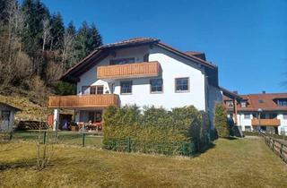 Wohnung kaufen in 87487 Wiggensbach, Helle 3,5 Zimmer Wohnung mit Südwest-Balkon, TG, Außenstellplatz und Küche - in Wiggensbach
