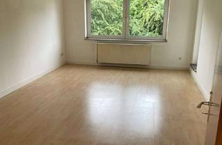 Wohnung mieten in 42653 Solingen-Mitte, Stilvolle 2-Raum-Wohnung mit Balkon in Solingen