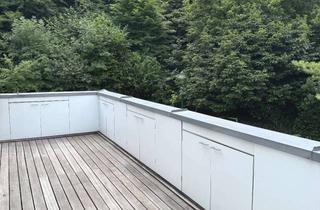 Wohnung mieten in Dellbrücker Straße 210, 51469 Bergisch Gladbach, Charmante 2-3 Zimmer Wohnung mit großer Dachterrasse und Gestaltungsmöglichkeit