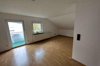 Wohnung mieten in 74855 Haßmersheim, Marko Winter Immobilien - Hochhausen: schöne 2-Zimmer-Wohnung im Dachgeschoss mit Balkon