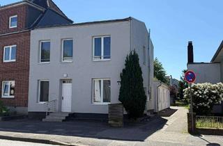 Wohnung mieten in Köllner Chaussee 30, 25337 Elmshorn, *2-Zimmer-Wohnung im Erdgeschoß mit kleinem Garten & Stellplatz*