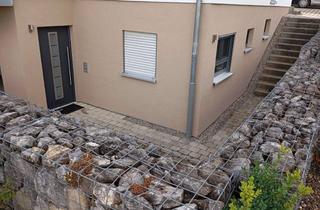 Wohnung mieten in Im Feldle 13, 89174 Altheim, Ansprechende 1-Zimmer-Wohnung mit Balkon und Einbauküche in Altheim (Alb), unmöbliert