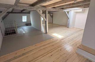 Wohnung mieten in Bahnhofstraße 37, 02826 Innenstadt, super geräumige 3- Raumwohnung *Maisonettewohnung*