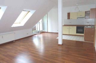 Wohnung mieten in Alt Ruppiner Allee 66b, 16816 Neuruppin, Schöne 2-Zimmer-Dachgeschoss-Wohnung mit Einbauküche, Balkon und Pkw-Stellplatz in Neuruppin