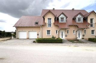 Wohnung mieten in 86757 Wallerstein, Möblierte 1-Zimmer-Wohnung mit Blick über die Felder
