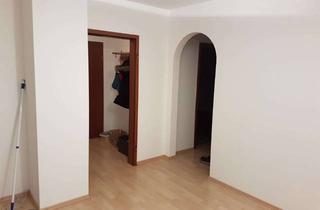 Wohnung mieten in 71254 Ditzingen, Geräumige helle 3-Zimmer-DG-Wohnung mit Balkon und Einbauküche in Ditzingen-Hirschlanden