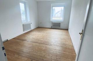 Wohnung mieten in Bochumer Straße 159, 45661 Recklinghausen, Altbauliebhaber aufgepasst! Charmante 2-Zi.-Whg. zur Miete!