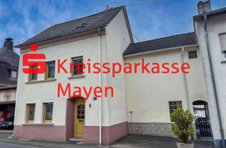 Einfamilienhaus kaufen in 56203 Höhr-Grenzhausen, Einfamilienhaus mit Potenzial in zentraler Lage von Höhr-Grenzhausen