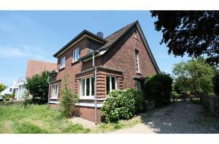 Einfamilienhaus kaufen in Hauptstraße 42, 47559 Kranenburg, Freistehendes Einfamilienhaus mit Garage und großem (Bau-)Grundstück.