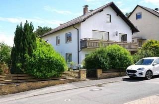 Haus kaufen in 96472 Rödental, Hier lässt es sich gut leben. Geräumiges EFH mit Garten in Rödental - Einberg