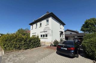 Einfamilienhaus kaufen in 33378 Rheda-Wiedenbrück, Wohnen mit Stil: Einfamilienhaus mit Kamin, Garten & Terrasse
