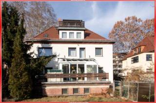 Wohnung kaufen in 01279 Dresden, Großzügige 3-Raum-Eigentumswohnung mit Loggia und Balkon in Dresden-Laubegast