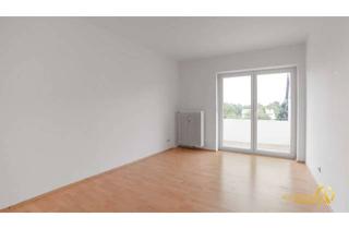 Wohnung kaufen in 92421 Schwandorf, 4,5 % RENDITE! -Helle 2 Zimmer Wohnung mit Balkon und Garagenstellplatz in ruhiger Lage zu verkaufen