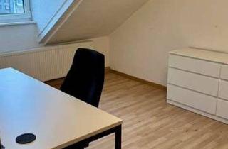 Wohnung mieten in I 1, 68159 Innenstadt / Jungbusch, WG-geeignete 4-Zimmer Wohnung in der Innenstadt