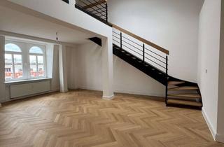 Wohnung mieten in Otto-Von-Guericke-Straße 54a, 39104 Altstadt, Beeindruckende Galeriewohnung mit Dachterrasse und Aufzug
