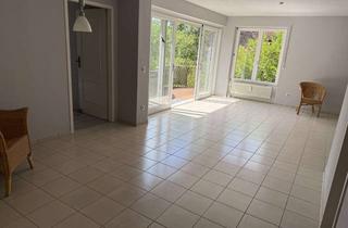 Wohnung mieten in 55442 Stromberg, Attraktive 2-Zimmer-Wohnung mit Balkon, EBK, Gartenmitbenutzung und Stellplatz in Stromberg