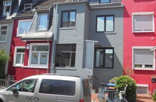 Mehrfamilienhaus kaufen in 28307 Arbergen, vermietetes Mehrfamilienhaus, 3 Wohnungen, Terrasse, Hofgarten zur Eigennutzung oder Kapitalanlage