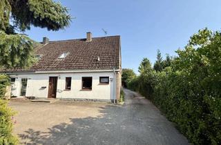 Doppelhaushälfte kaufen in 23611 Bad Schwartau, kleine Doppelhaushälfte mit großem Garten in ruhiger Lage