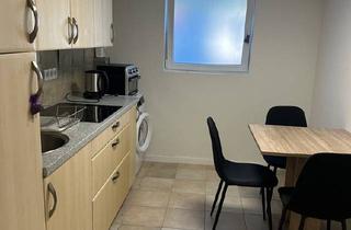 Wohnung mieten in 70437 Stuttgart, Stuttgart - WG Zimmer Vollmöbliert