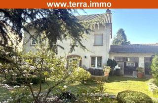 Mehrfamilienhaus kaufen in 65929 Frankfurt am Main, Frankfurt am Main - Mehrfamilienhaus mit Nebengebäude und großem Garten!
