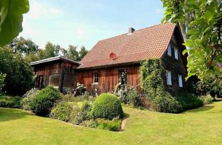 Einfamilienhaus kaufen in 36132 Eiterfeld, Eiterfeld - Fürsteneck: Einfamilienhaus mit Scheune & Garten auf 2.900m²