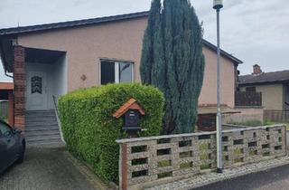 Einfamilienhaus kaufen in 04654 Frohburg, Frohburg - Schmuckstück in ruhiger Stadtrandlage - EinfamilienhausBungalow