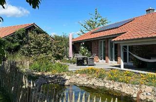 Haus kaufen in 23909 Ratzeburg, Ratzeburg - Barrierefreier Bungalow mit Nebengebäude in ruhiger Süd-West-Lage