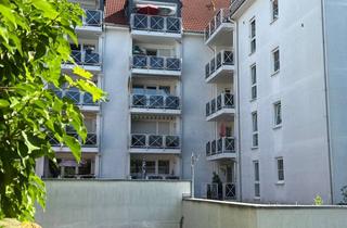 Wohnung kaufen in 42651 Solingen-Mitte, Stilvolle Dachgeschosswohnung über zwei Ebenen mit Tiefgarage