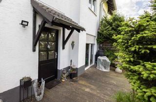 Wohnung kaufen in 51491 Overath, Overath-Steinenbrück:Zwei-Zimmer-Erdgeschosswohnung mit Terrasse und kleinem Garten