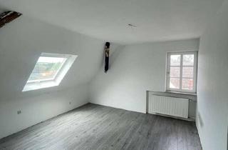 Wohnung kaufen in 74918 Angelbachtal, Charmante Maisonette-Wohnung mit Potenzial, großer Dachterrasse und 2 Stellplätzen in Angelbachtal