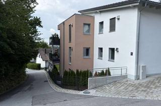 Wohnung kaufen in Thannbergstraße 11, 94469 Deggendorf, 4 Zimmer Erdgeschosswohnung mit Garten