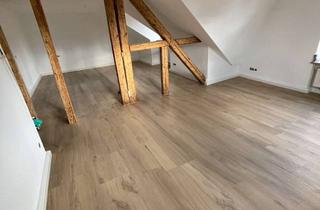 Wohnung mieten in Paradiesstraße 11, 73230 Kirchheim, Erstbezug nach Sanierung: ansprechende 3,5-Zimmer-Wohnung mit Einbauküche in Kirchheim