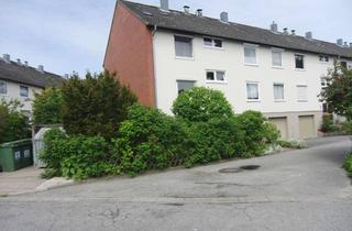 Wohnung mieten in 24235 Laboe, Modernisierte Wohnung mit 2,5 Zimmern, Balkon, EBK, Garage im Haus in Laboe