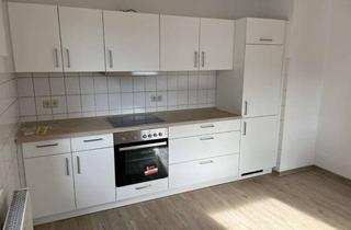 Wohnung mieten in Schützenstraße, 72458 Albstadt, Frisch renovierte Dachgeschosswohnung mit zwei Räumen und EBK in Albstadt
