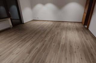 Wohnung mieten in Ruhstraße 13a, 95463 Bindlach, Attraktive 3-Zimmer-Erdgeschosswohnung mit Balkon in Bindlach
