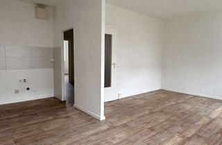 Wohnung mieten in Am Steingraben 51 - 65, 98617 Meiningen, 4-Raum-Wohnung mit Balkon und neuer Einbauküche im Meininger Norden