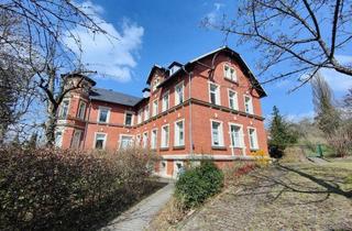 Wohnung mieten in 96450 Coburg, Wunderschöne, renovierte Altbauwohnung im Hochparterre… die Veste Coburg zum Greifen nah