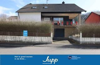 Haus kaufen in 54576 Hillesheim, Einfamilienwohnhaus in zentraler Lage mit Garten und innenliegender Garage, Hillesheim (40)