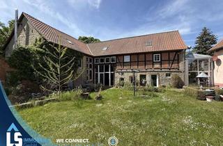 Haus kaufen in 39343 Ostingersleben, Spektakuläres Fachwerkensemble mit ausgebauter Feldsteinscheune und Künstlergarten in Ostingersleben
