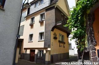 Haus kaufen in 56818 Klotten, Mehrgenerationenhaus mit Potenzial und Garten, Garage und Ausbauoption in Moselnähe