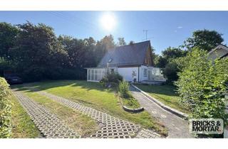 Einfamilienhaus kaufen in 86517 Wehringen, Einfamilienhaus mit Charm, einem großem Garten und einer Garage im Untergeschoß