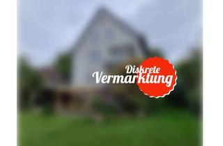 Villa kaufen in 37079 Göttingen, Großzügige Villa im westlichen Ortsteil*Doppelgarage* ca. 444 m² WF* 1817 m² GS*ELW im OG*10 Zimmer*