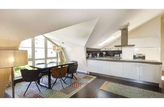 Wohnung kaufen in 82319 Starnberg, Erbbaurecht: Stilvolle Dachgeschosswohnung mit Alpen-und Seeblick im Herzen von Starnberg